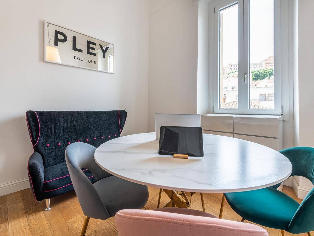 Pley Boutique Del Centro 호텔 칼리아리 외부 사진